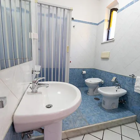 H Ruiins Apart Otel Pompei