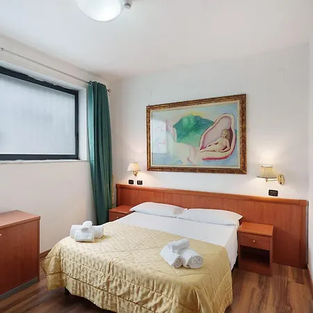 H Ruiins Aparthotel Pompei