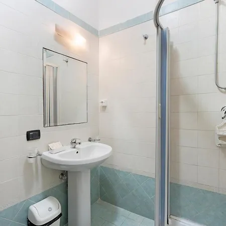 H Ruiins 3* Pompei