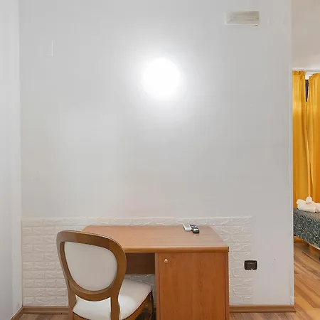 Apart Otel H Ruiins