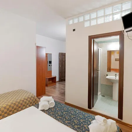 H Ruiins Apart Otel