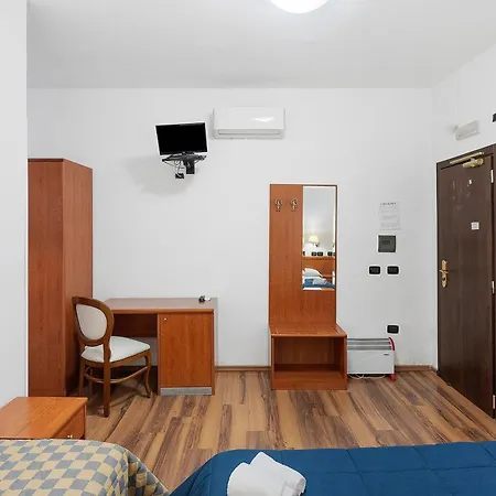 H Ruiins Apart Otel Pompei