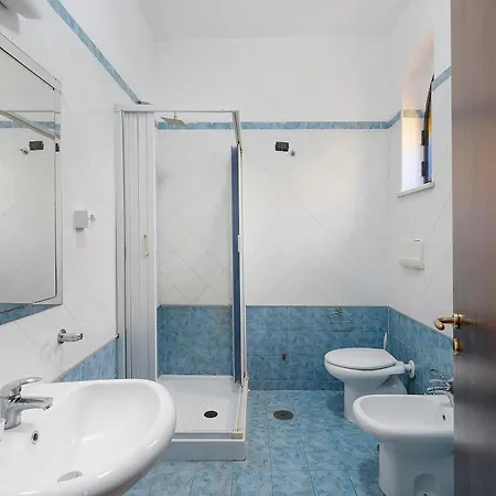 Bed and Breakfast H Ruiins Πομπηία