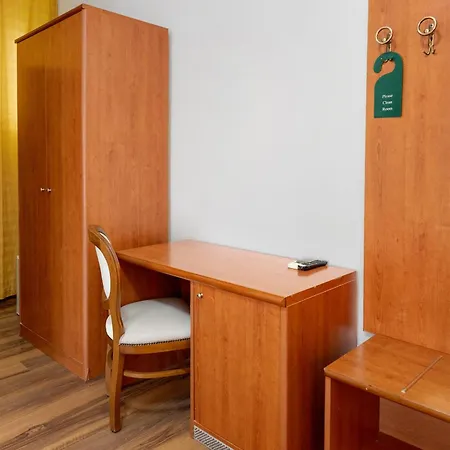 H Ruiins Apart Otel 3*