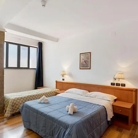 Apart Otel H Ruiins