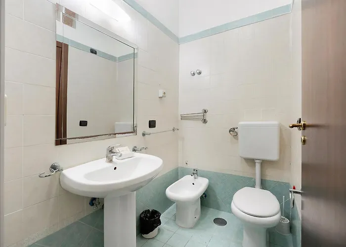 H Ruiins Bed & Breakfast 3*